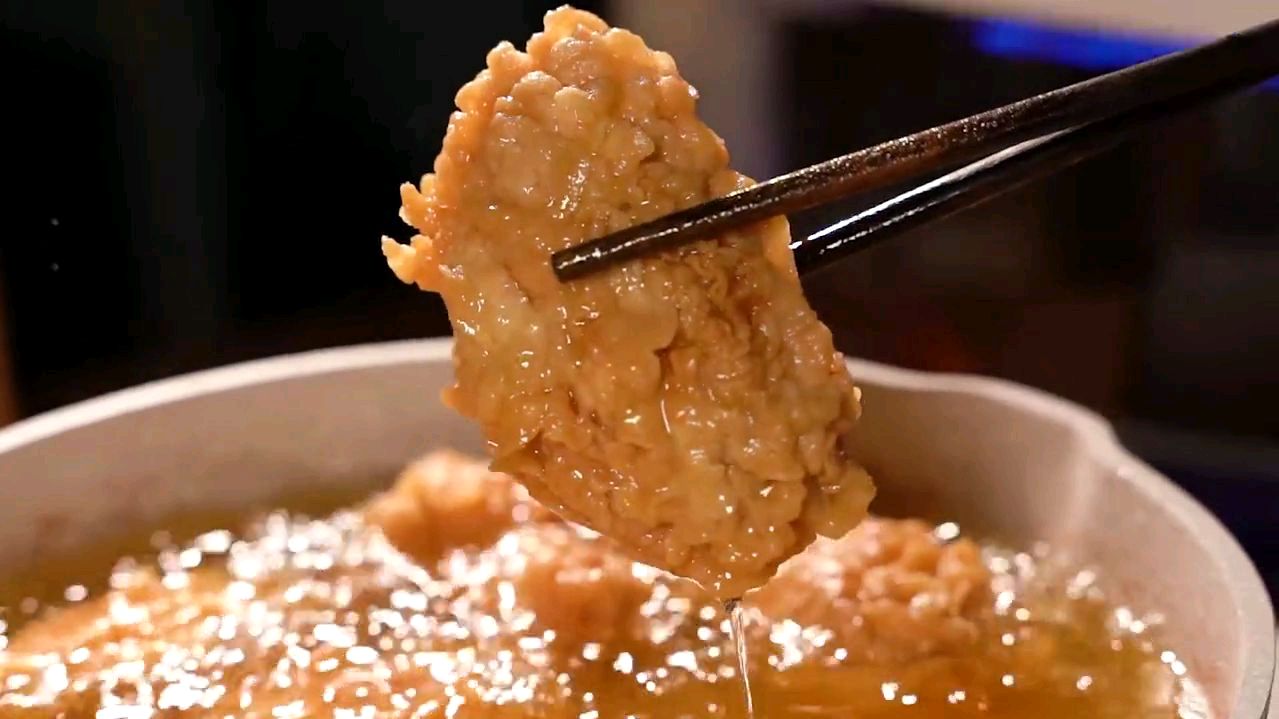 自制KFC肯德基炸鸡翅,鲜嫩多汁,酥脆外皮的关键。@百度动态 #沸腾计划# #短视频打卡挑