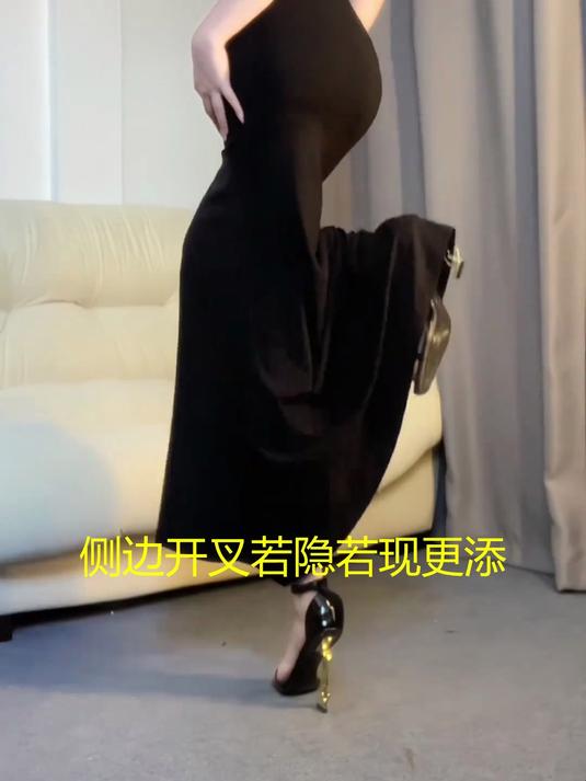 辣妹鱼尾裙穿搭、低调奢华、超有质感