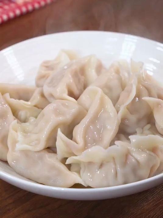 东北的酸菜馅饺子你像我这样做香嫩多汁