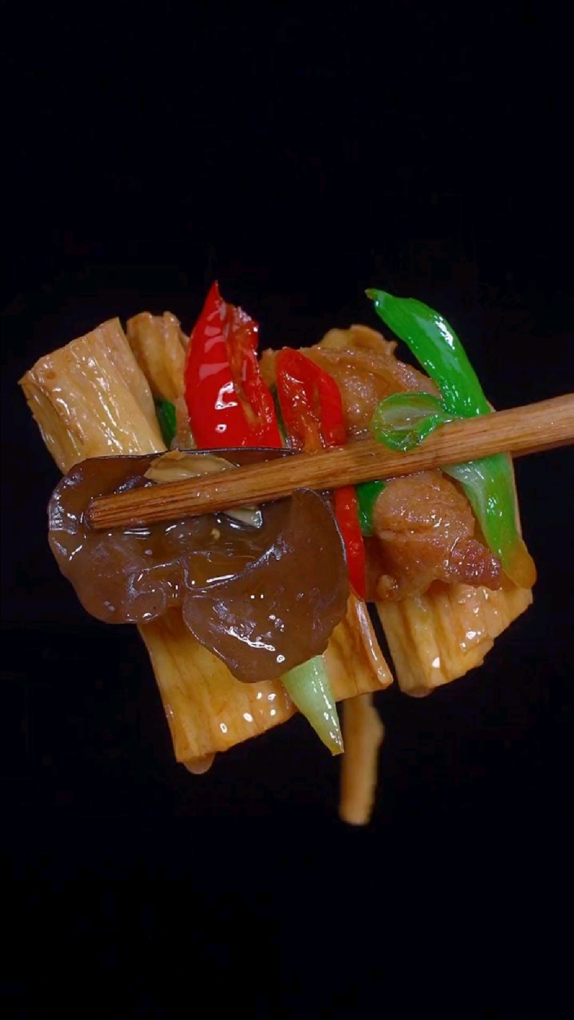 腐竹炒肉的家常做法