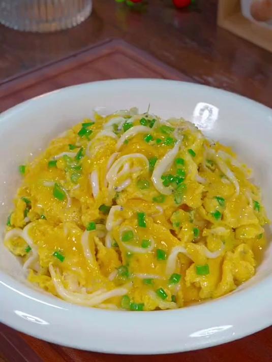 太湖三白之一 银鱼炒蛋味道真的棒极了