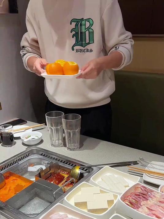 当老公说要来海底捞给我做一桌菜……