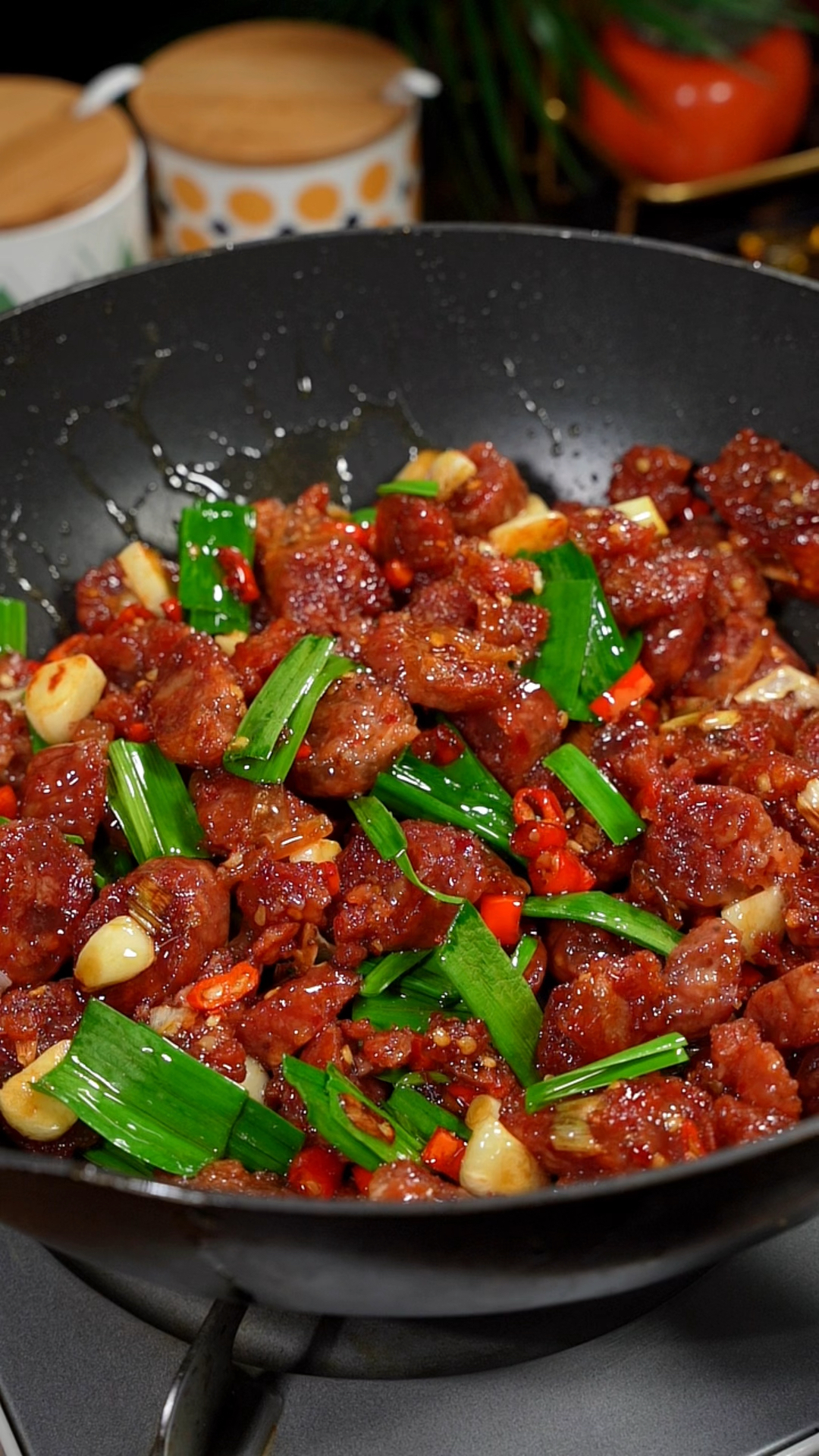 蒜苗炒腊肠,简单又好吃
