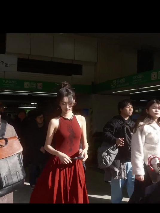 面对赏金女王的笑容,你的心会怎么跳动?