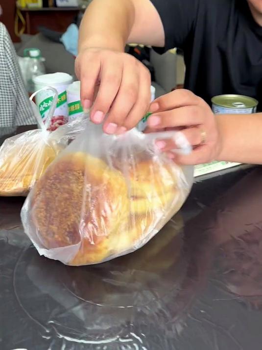 老马咸牛肉罐头