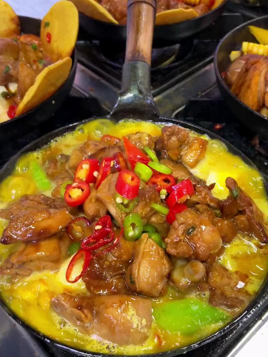 一人份小锅炒鸡,提前把鸡肉炒熟,2分钟出餐十几份