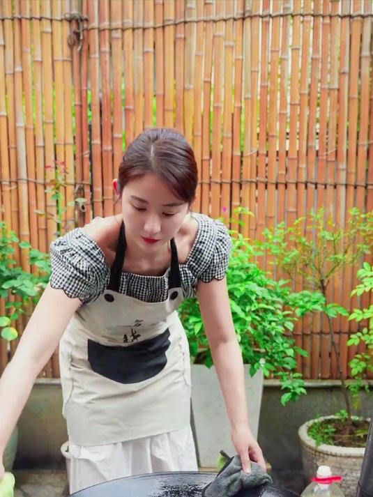 老爸钓了一只黑鱼回来，你们那叫它什么