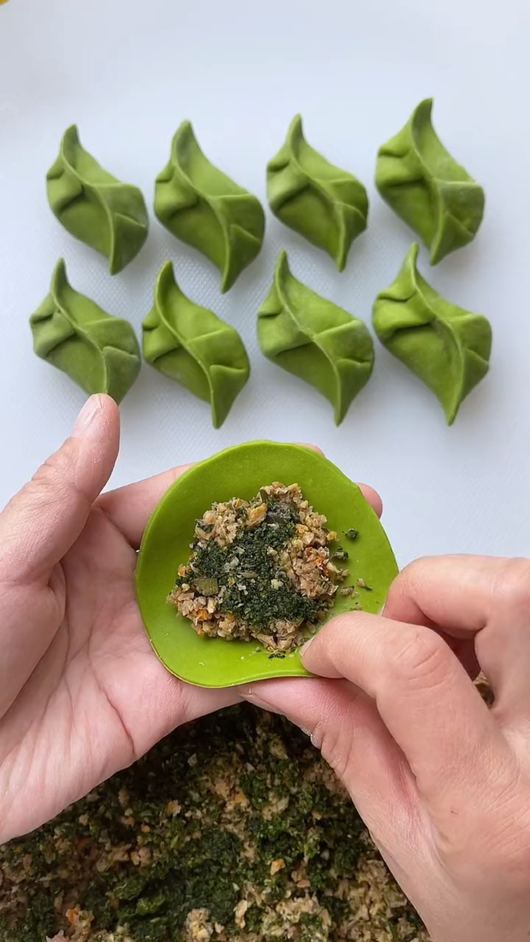 彩色饺子好看吧