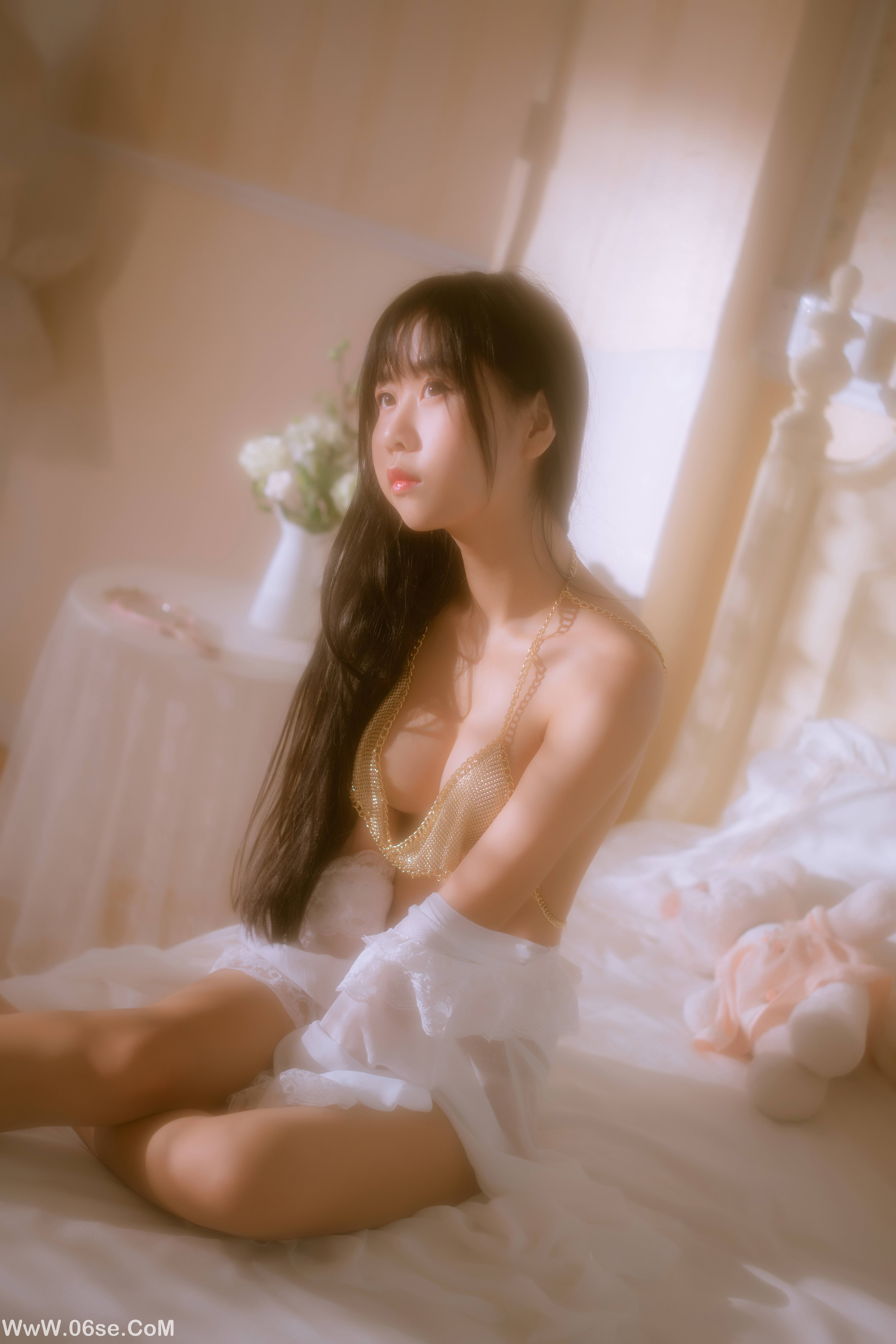图片[9]-萌芽儿o0 NO.009 – 金色套装[70P1.28G]-六色网