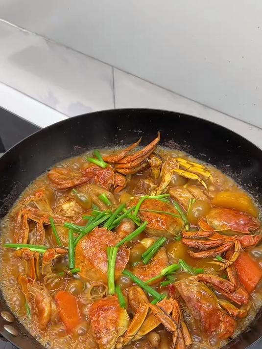 每次做这个肉蟹煲汤汁拌米饭都能干三碗