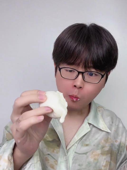 好吃到想吐