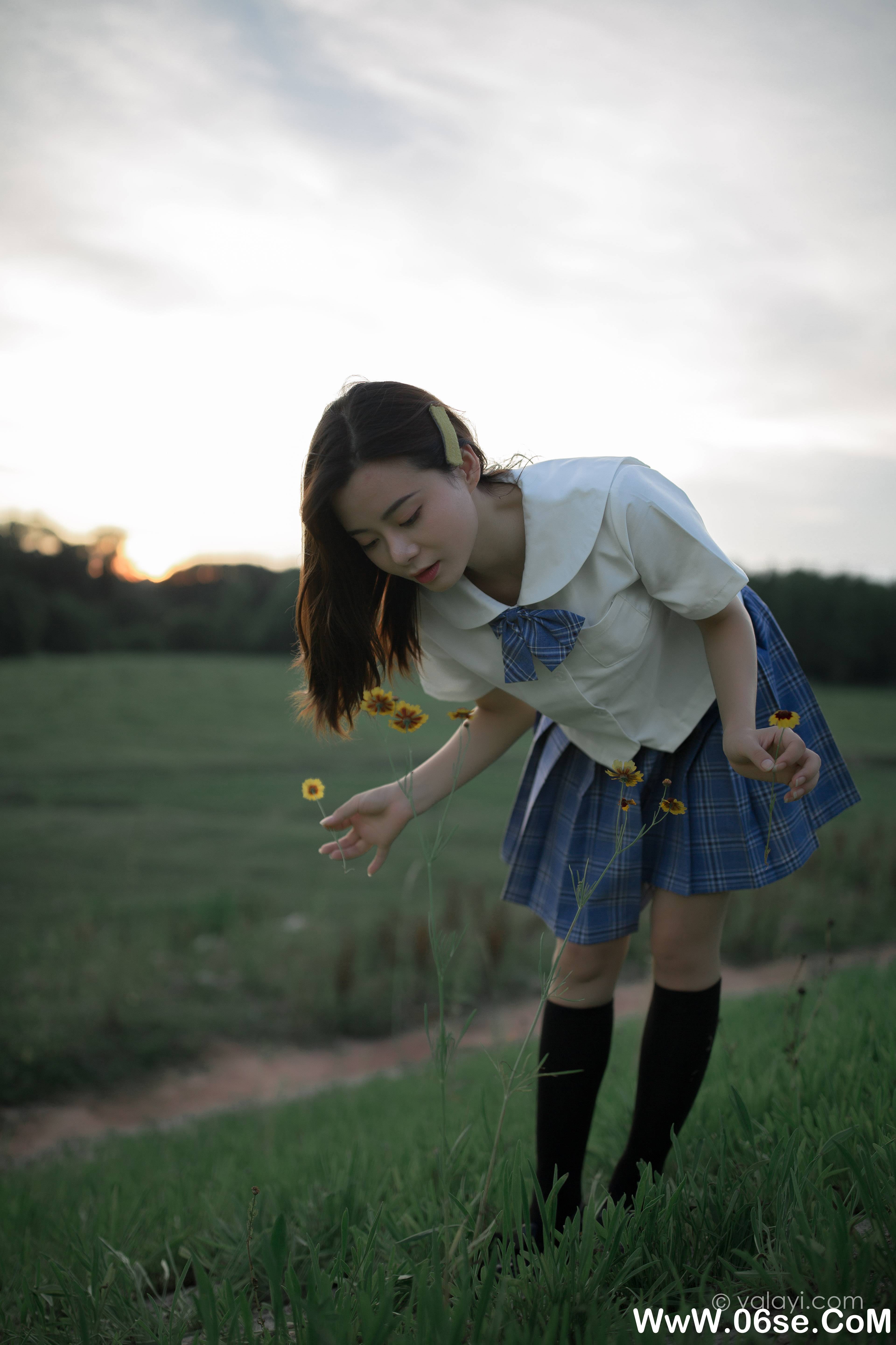 图片[37]-[YALAYI雅拉伊] 2020.07.28 NO.677 枝娅《青春在河畔奔走》[41P+1P671M]-六色网