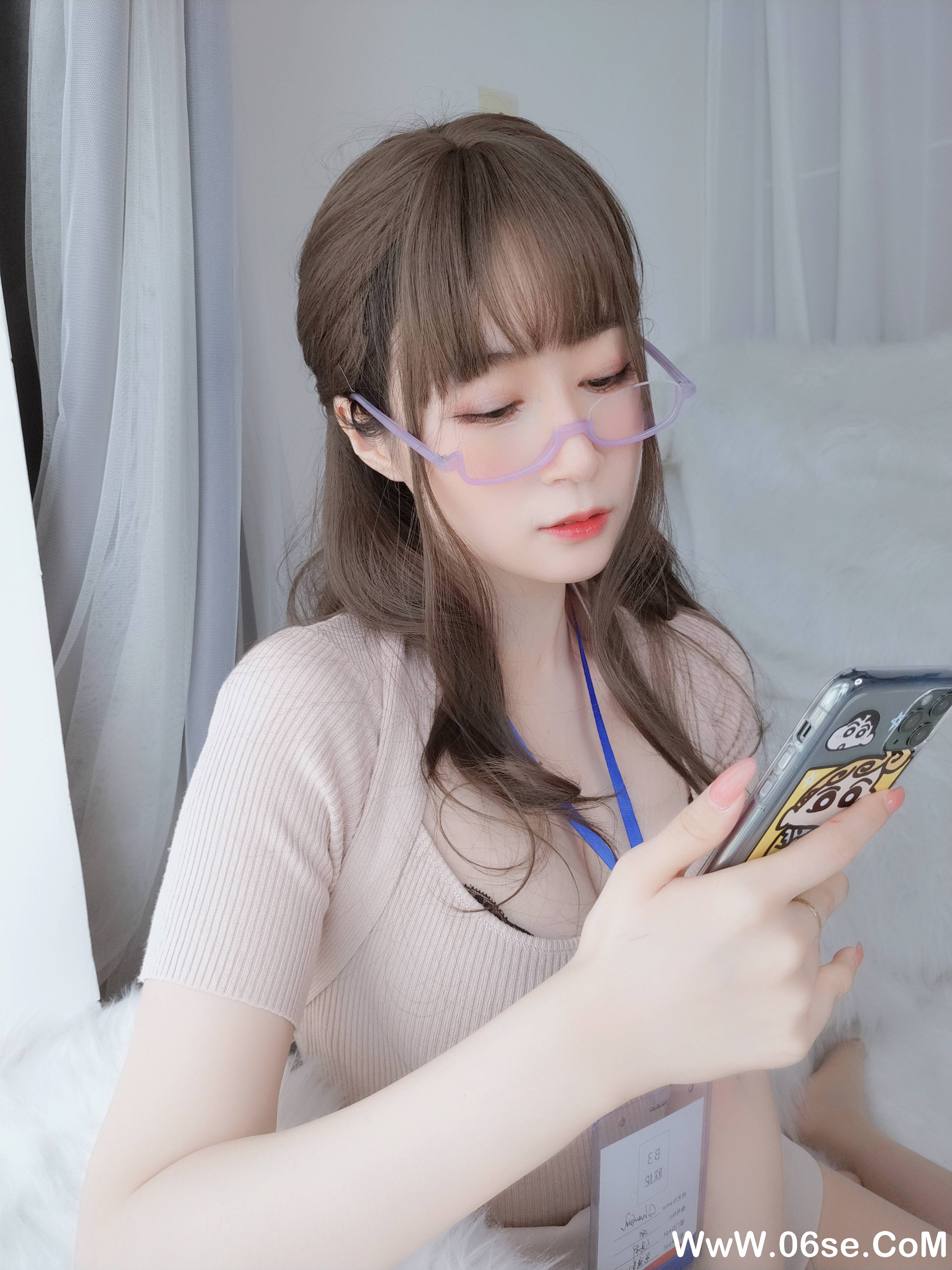 图片[60]-Coser小姐姐白银 NO.060 – 私人医生[159P+6V1.03G]-六色网