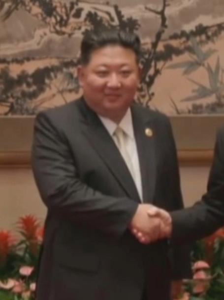 金正恩搭普京专车 抵达钓鱼台国宾馆进行双边会晤 普京:很高兴在北京见到你
