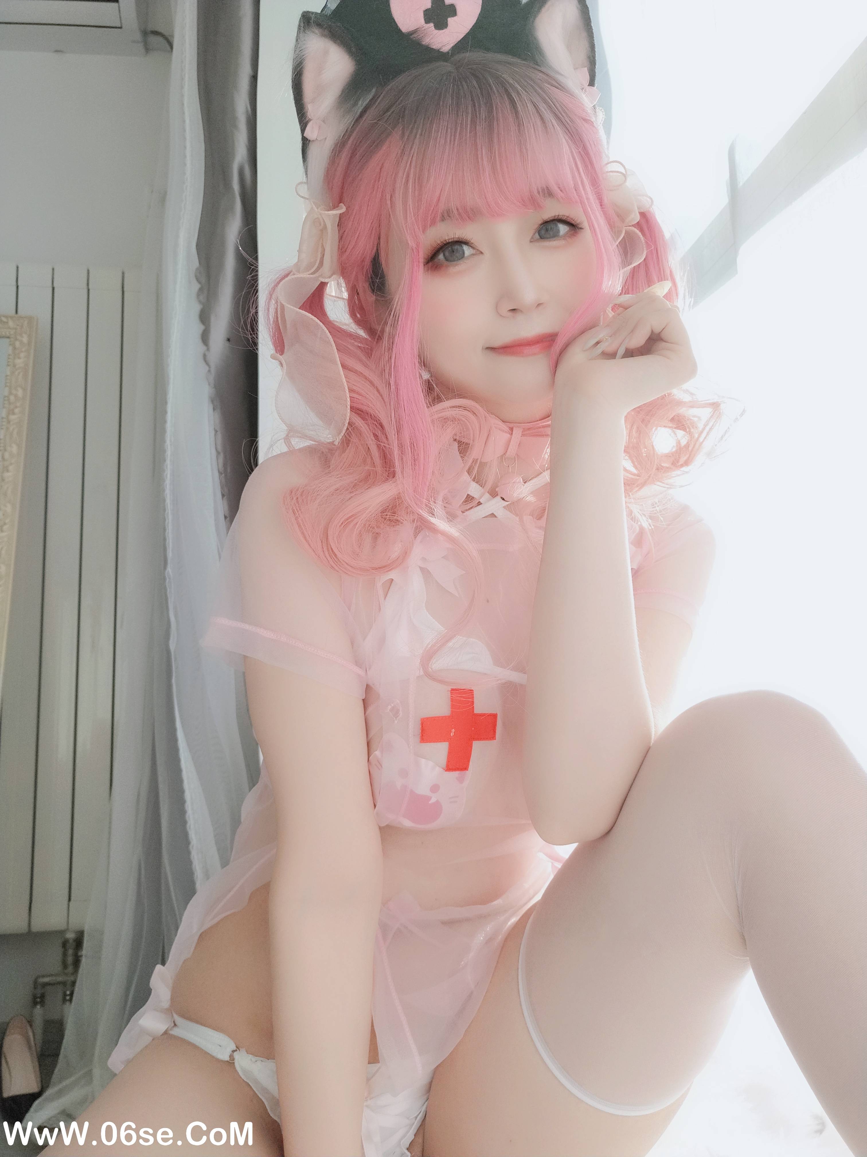 图片[8]-Coser小姐姐白银 NO.053 – 猫咪护士 [34P+1V198M]-六色网