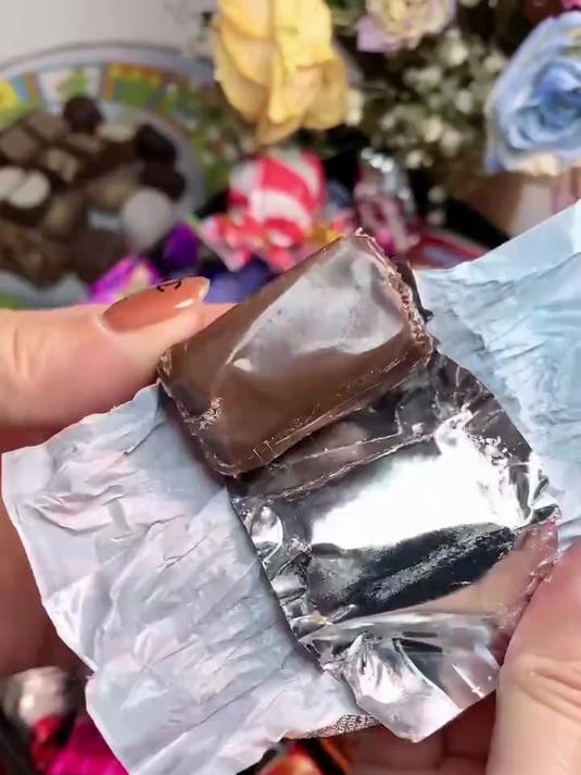 俄罗斯进口混合糖混装糖巧克力夹心糖果多口味喜糖散装零食年货