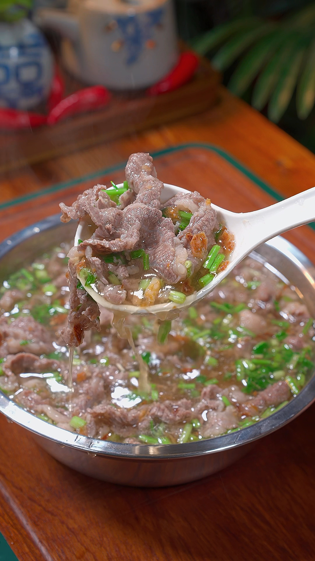 潮汕牛肉汤做法非常简单,味道鲜美好吃。#牛肉汤 #美食教程