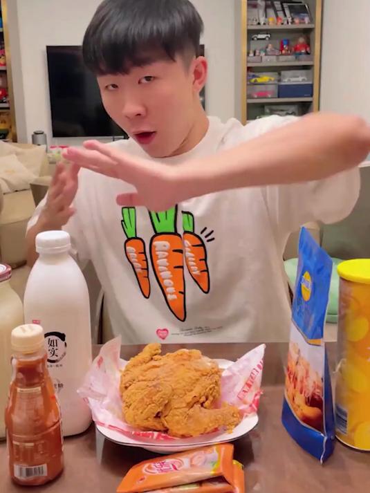 炸鸡配奶茶粉真的很神奇!