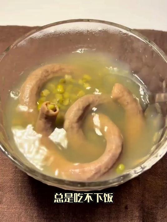 喝腻了饮料?换成小肠绿豆汤养生又刮油
