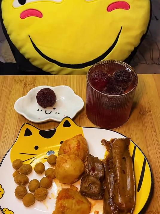 这个杨梅鸡尾酒你们一定要试试