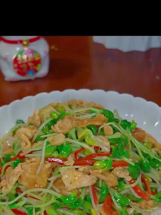 跟外婆学做素菜，让家里的餐桌，多一份清淡，少一份油腻。#饮食健康##素食##家常菜##妈妈