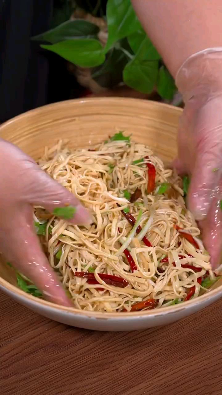 家常菜炝拌干豆腐
