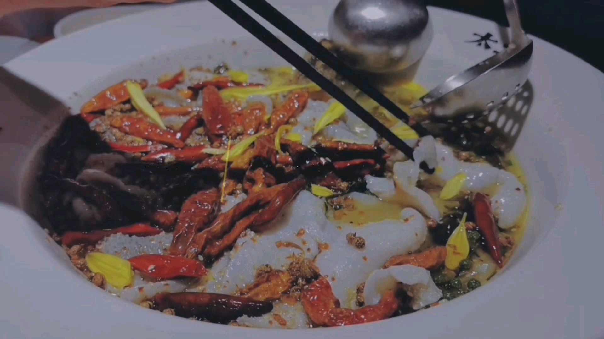 ????出镜美食店铺分享  ❤️????太二酸菜鱼 ????????达美乐披萨 ????????长沙臭豆腐 ????????7-11焦糖布