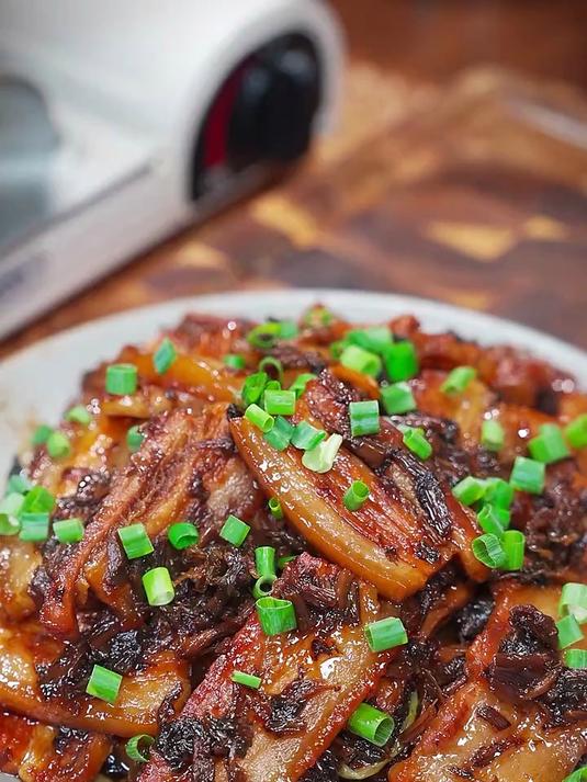 梅干菜烧肉，做法简单香而不腻