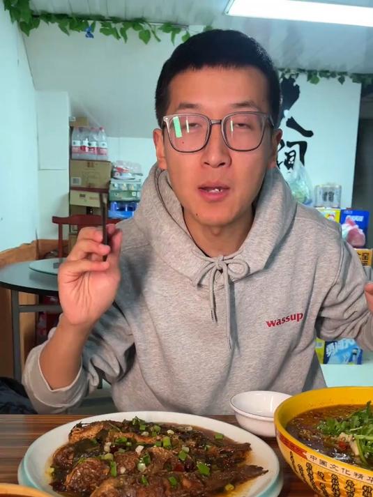 让出租车司机带我们打卡滁州的土菜馆 随缘打卡系列之,听大哥的