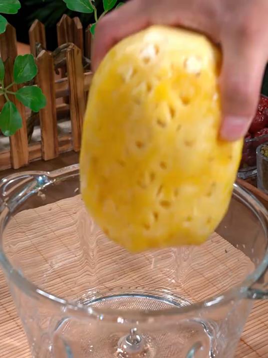 菠萝雪糕学着做起来吧!_ 菠萝雪糕_ 自制雪糕