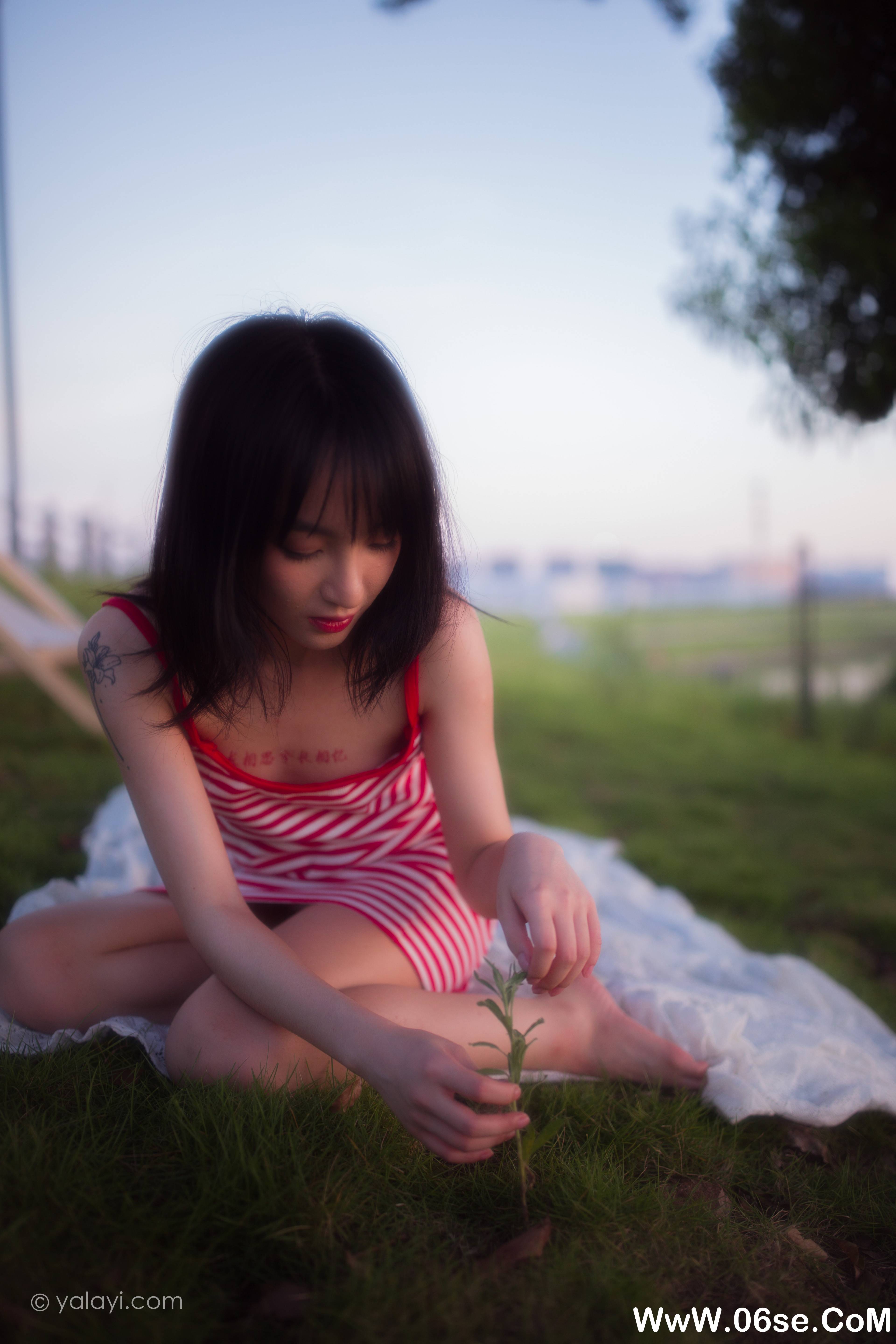图片[41]-[YALAYI雅拉伊] 2020.08.17 NO.670 落落《红了》[50P+1P378M]-六色网