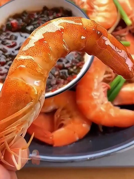 厄瓜多尔白虾，一口下去满嘴鲜甜！