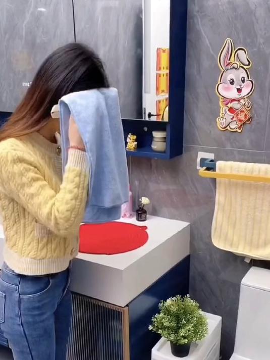 20件让家里变宽敞的神奇架子!
