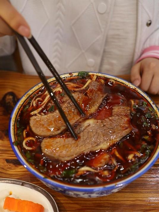 你可能没到过兰州,但你一定吃过兰州牛肉面