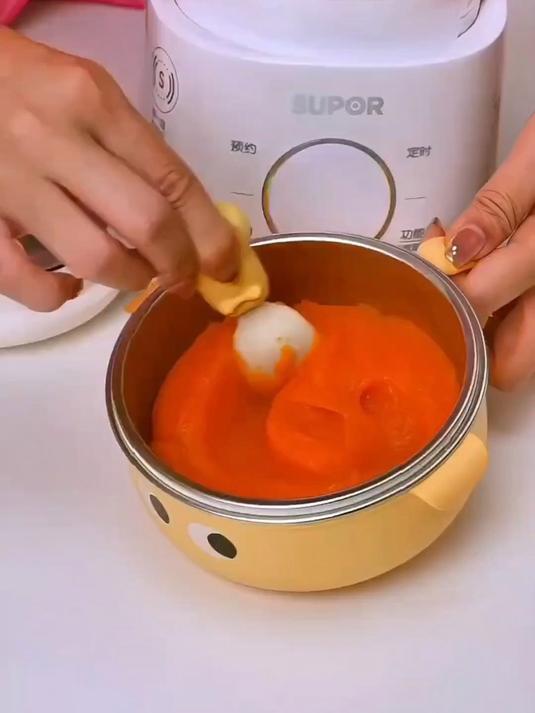 苏泊尔宝宝辅食机多功能合一,轻松制作米糊等丰富辅食