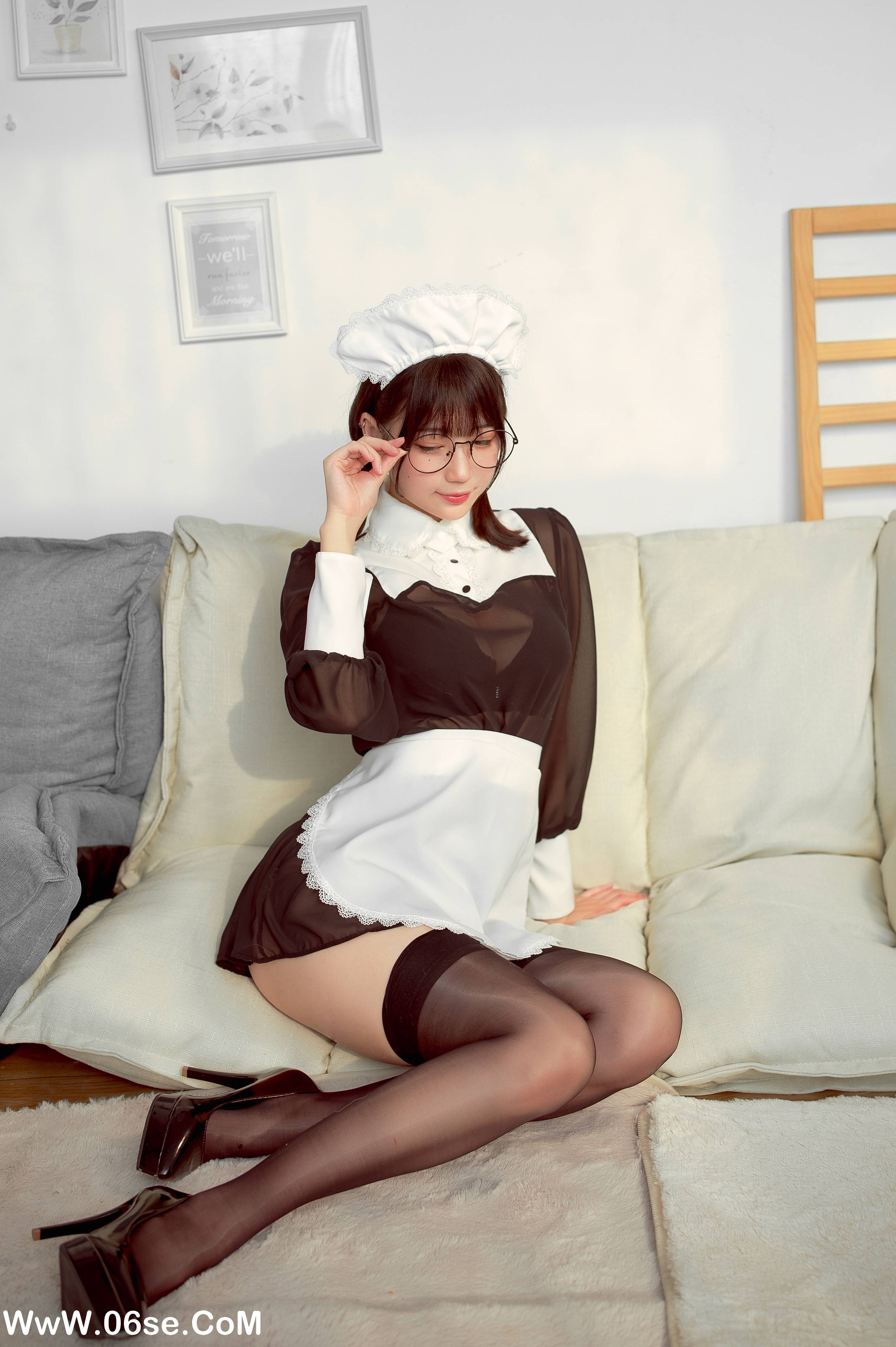 图片[5]-周叽是可爱兔兔 NO.033 – 眼镜女仆[36P+3V525M]-六色网