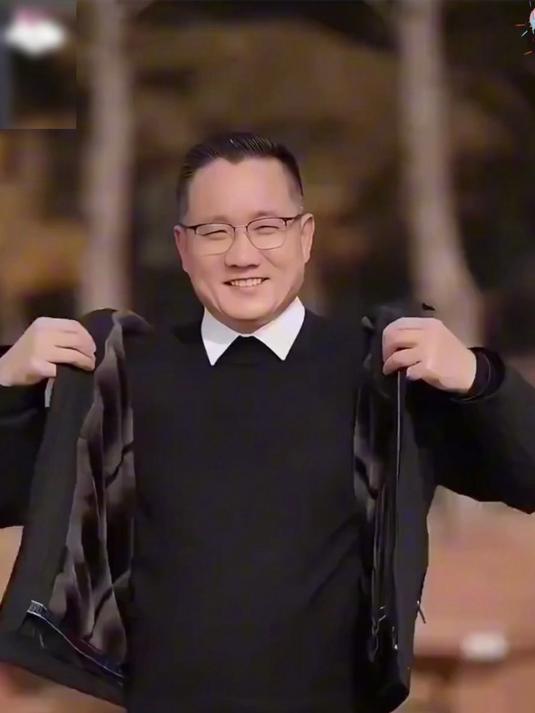 「品牌清仓」冬季加绒加厚保暖棉服可脱卸帽派克服外套
