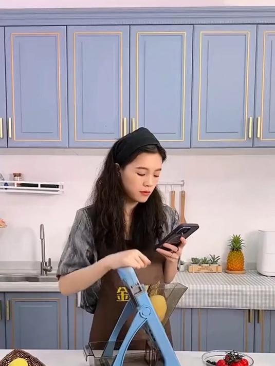 打造厨艺小能手!多功能切菜神器,多档使用,轻松切出各种美味!