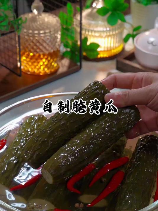 只要泡一晚就能吃上酸爽开胃的酸黄瓜，做法简单又美味#泡菜##自制酸黄瓜##腌酸菜##创作先