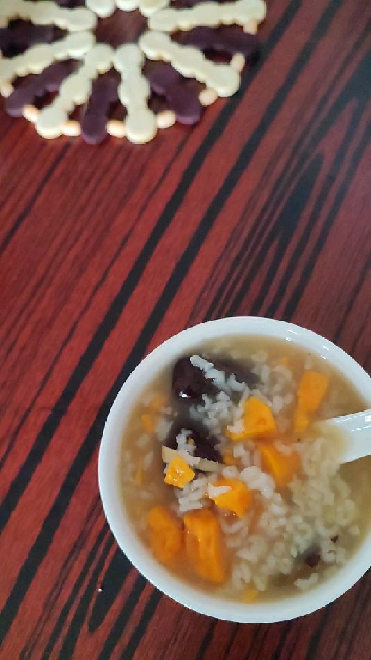 红薯红枣红糖姜煲粥