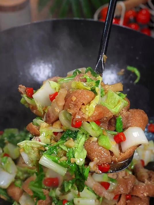 油另豆腐炒白菜太下饭了