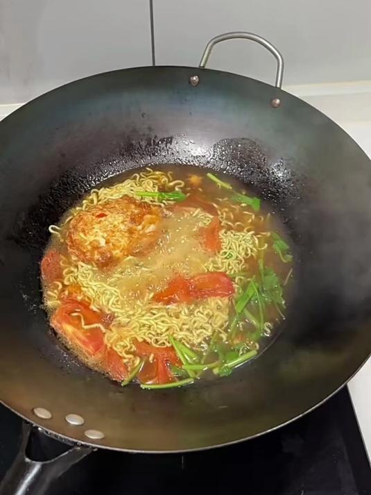 非油炸蔬菜面根根透绿！鲜蔬原味冷泡不糊 夜宵无负罪感嗦光