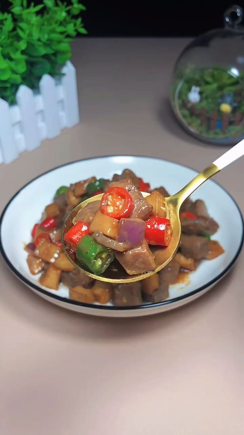 家常杏鲍菇牛肉粒——美食教程