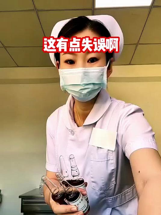 街边各类高热量网红油炸小吃香气扑面而来诱惑力极强_坚持许久的饮食自律减脂计划一瞬间彻底破防
