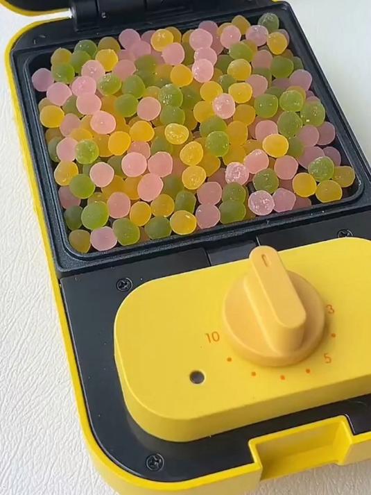 早餐机:每次压糖果真的很害怕,写这次算翻车吗