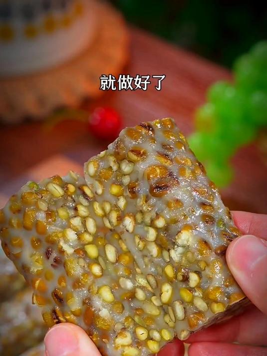 今天给大家分享一个绿豆糕的做法