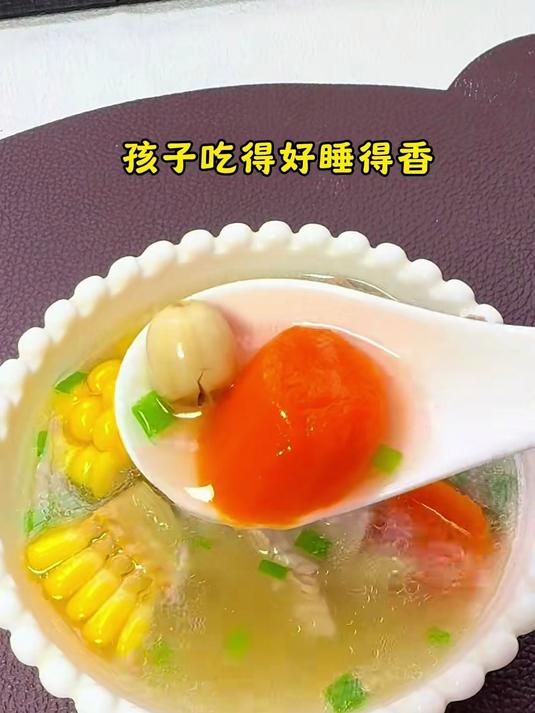 玉米排骨四神汤，鲜甜好喝营养丰富