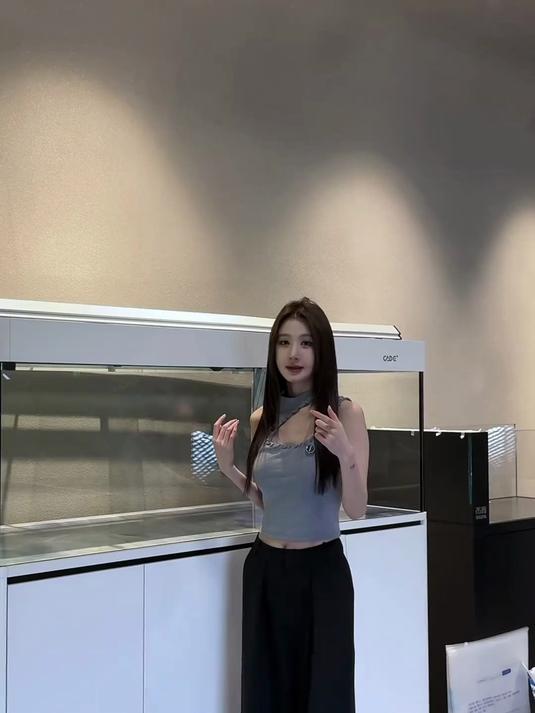 陈一的520礼物,给大家看看我非常精致的鱼缸,带你们沉浸式装缸