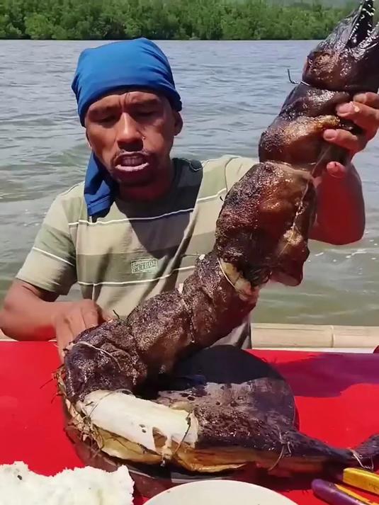 海边人的烧烤,大腿粗的大海鳗