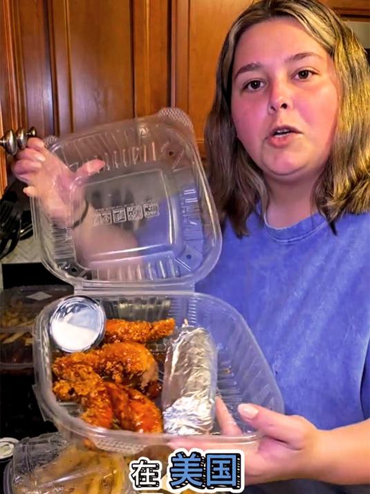 「美国中产妈妈」7口之家海边晚餐实录:点了Chili's外卖
